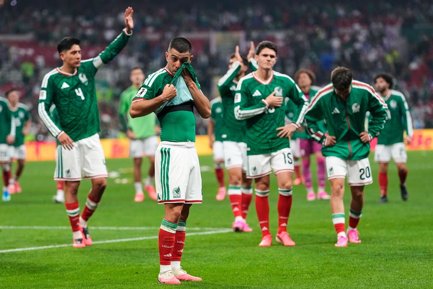 Mexico players react following the World Cup round of 16 soccer match between Mexico and England in Mexico City, Sunday, July 5, 2026. (AP Photo/Natacha Pisarenko)
Mexico England WCup Soccer