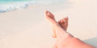 Pourquoi photographie-t-on ses jambes en vacances?