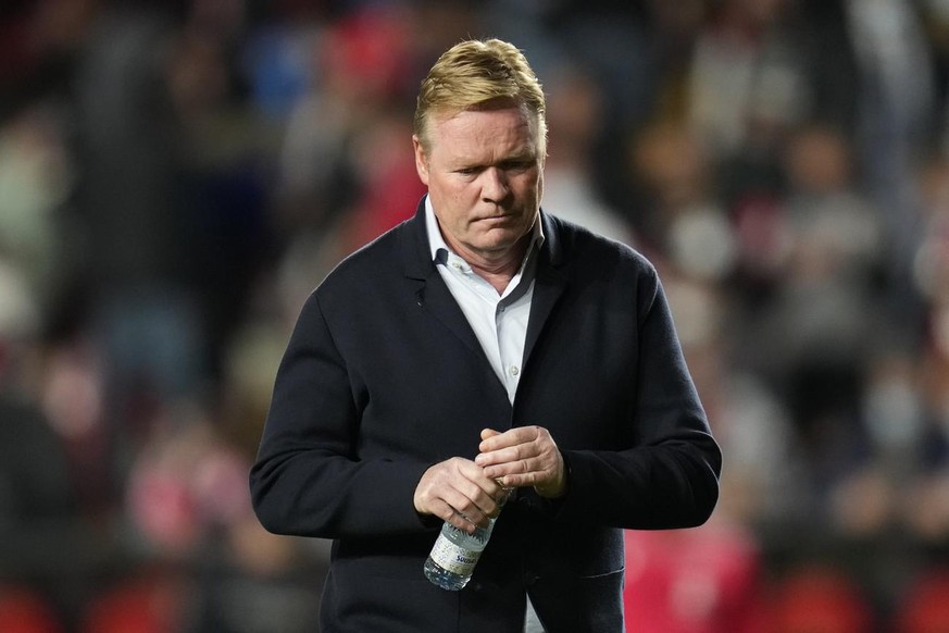 Ronald Koeman n'est plus l'entraîneur du FC Barcelone. Le Néerlandais a été limogé après la défaite du Barça contre le Rayo Vallecano (1-0) mercredi soir.