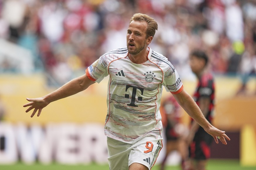 Bayern Munich&#039;s Harry Kane celebrates after scoring his side&#039;s second goal against Flamengo during the Club World Cup round of 16 soccer match between CR Flamengo and Bayern Munich in Miami  ...