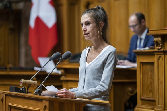 Meret Schneider, GP-ZH, spricht zu ihrer Motion, an der Sommersession der Eidgenoessischen Raete, am Mittwoch, 1. Juni 2022 im Nationalrat in Bern. (KEYSTONE/Alessandro della Valle)