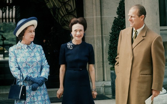 Elizabeth II, Wallis Simpson et le prince Philip, en 1972.