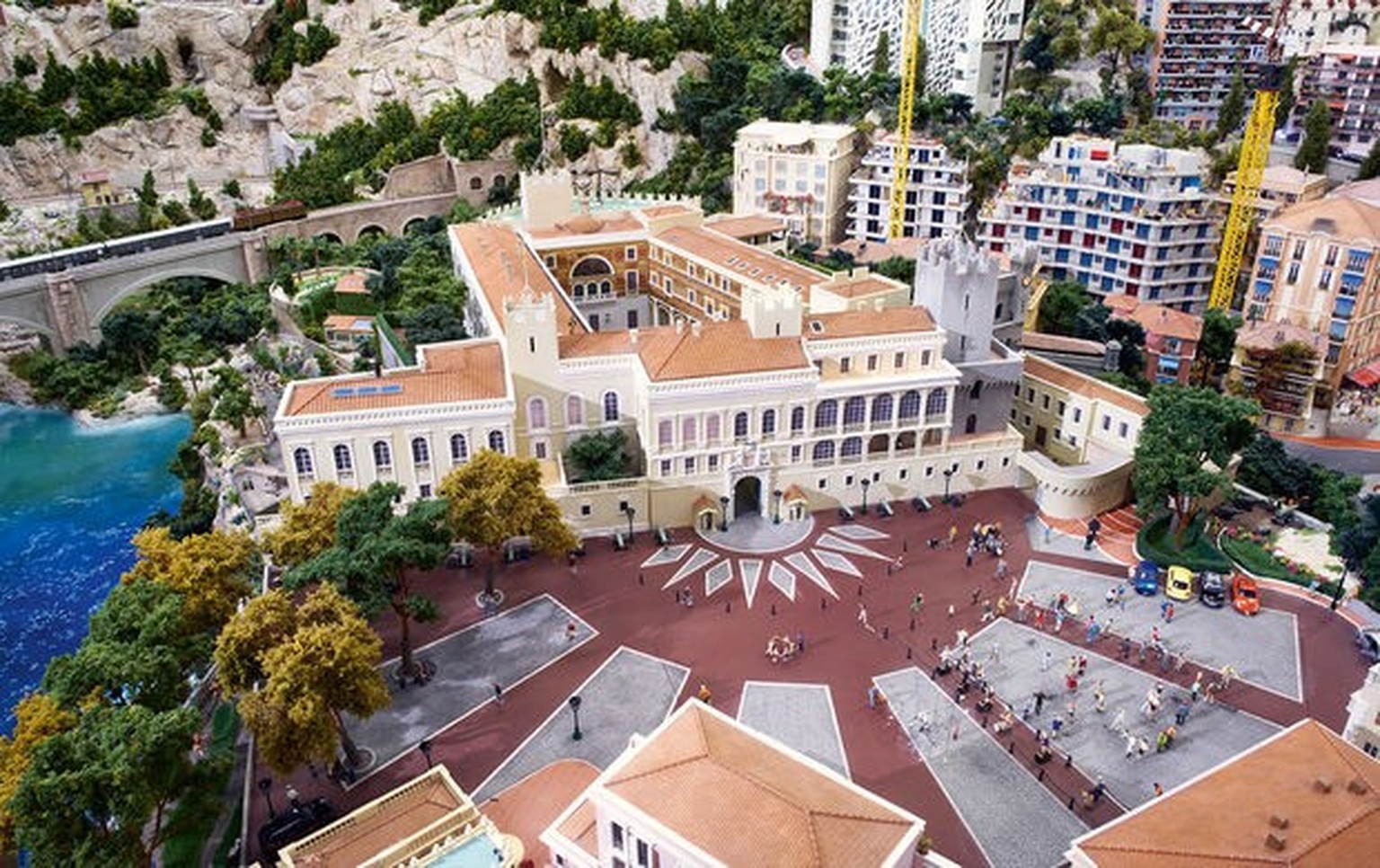 Le Palais princier, la demeure de la famille Grimaldi.