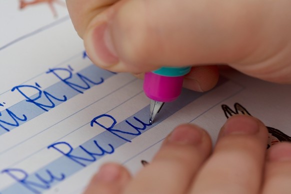 Le Parlement jurassien refuse d’abandonner l’écriture cursive.