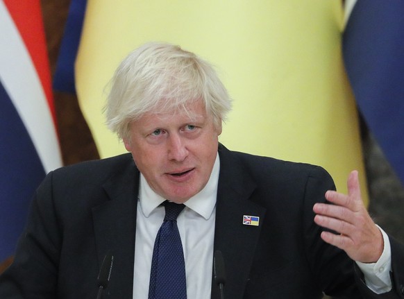 epa10136422 British Prime Minister Boris Johnson speaks during a joint press conference with Ukrainian President Volodymyr Zelensky (not pictured) following their meeting at the Mariinsky palace in Ky ...