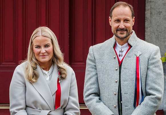 OSLO, NORWAY - MAY 17: (L-R) Prince Sverre Magnus of Norway, Crown Princess Mette Marit of Norway and Crown Prince Haakon of Norway attend the Norwegian Constitution Day with the children's parad ...
