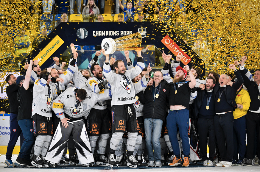 Le 30 avril, les Dragons sont devenus champions de Suisse pour la première fois.