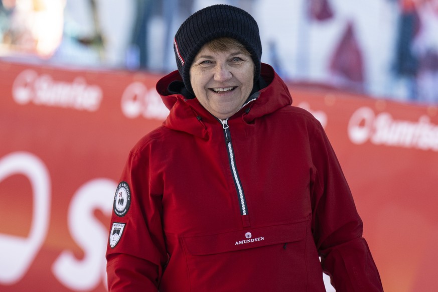 Viola Amherd, Swiss Federal president looks on in the finish area during the flower ceremony after the men&#039;s downhill race at the Alpine Skiing FIS Ski World Cup in Wengen, Switzerland, Saturday, ...