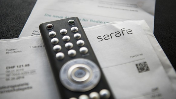 An invoice by radio and television licencing company Serafe, captured in Zurich, Switzerland, on January 17, 2019. (KEYSTONE/Christian Beutler)

Eine Rechnung der Empfangsgebuehren der Schweizerischen ...