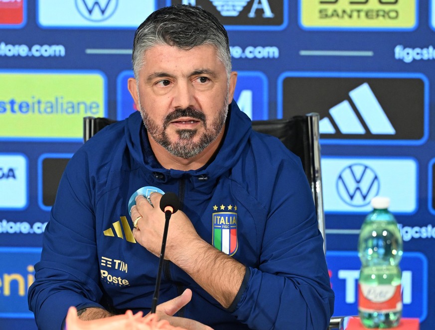 epa12516143 Italy&#039;s head coach Gennaro Gattuso attends a press conference to present the squad for the upcoming FIFA World Cup qualifiers matches, in Florence, Italy, 10 November 2025. EPA/CLAUDI ...