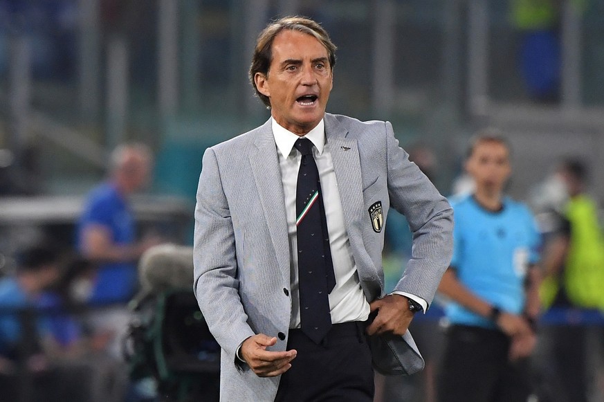 epa09263138 Italy's head coach Roberto Mancini reacts during the UEFA EURO 2020 group A preliminary round soccer match between Turkey and Italy at the Olympic Stadium in Rome, Italy, 11 June 2021 ...