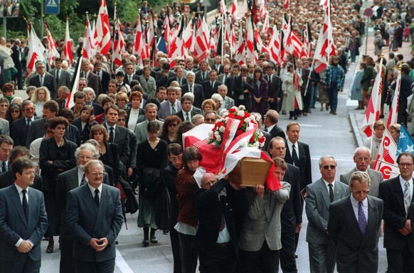 Funérailles de Roland Béguelin, Delémont, septembre 1993.