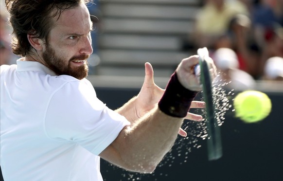 Chez Ernest Gulbis, même la prise de raquette n'obéit à aucune tendance connue.