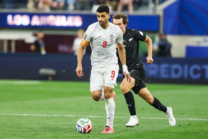 epa13040390 Iran forward Mehdi Taremi in action in the second half during the FIFA World Cup 2026 group stage match Iran against New Zealand, in Los Angeles, USA, 15 June 2026. EPA/CHRIS TORRES
