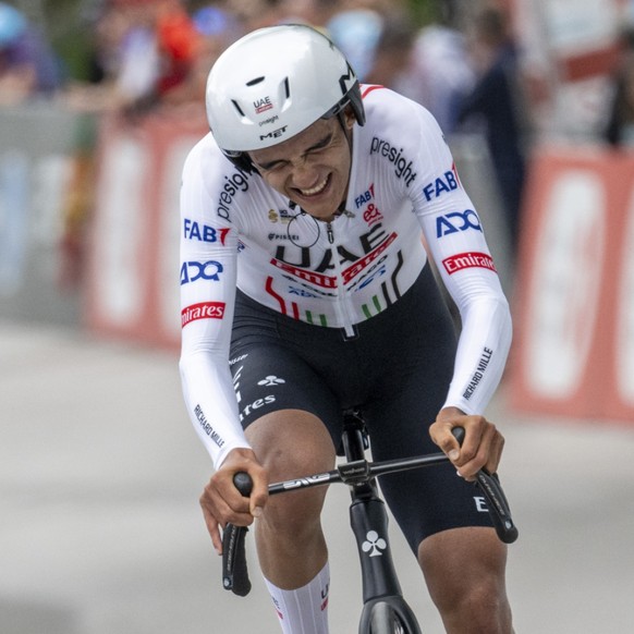 Isaac Del Toro (ici lors du Tour de Suisse 2024) est le nouveau maillot rose du Giro