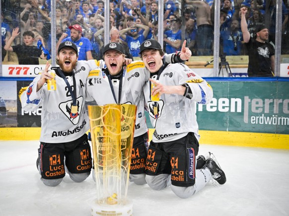 Attilio Biasca (à droite) quitte Fribourg pour la NHL.