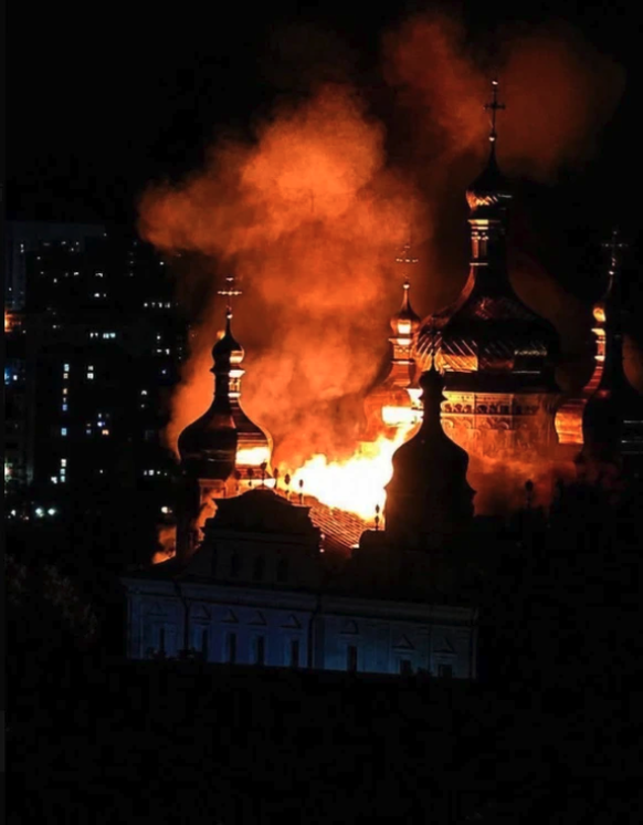 La laure des Grottes de Kiev ou laure de Kiev-Petchersk est un important monastère ukrainien orthodoxe situé dans la ville de Kiev.