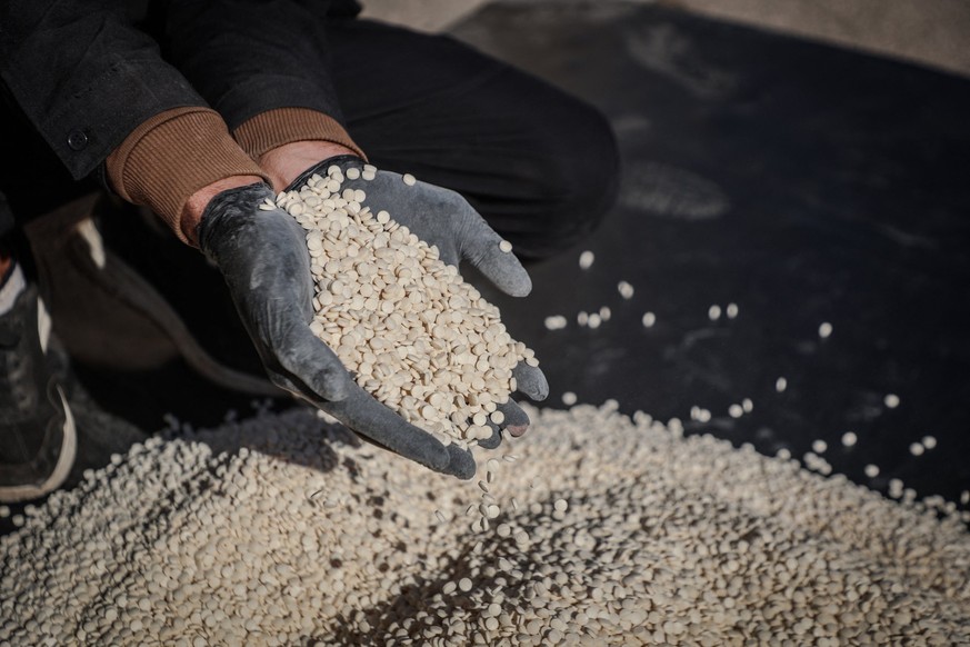 Ici, des millions de pilules de Captagon saisies en Syrie.