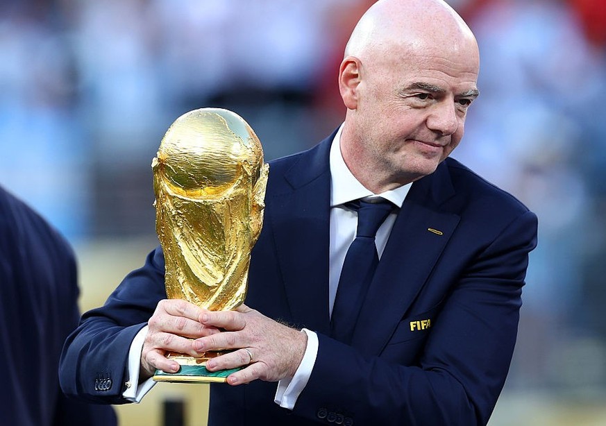 Infantino va tuer la Coupe du monde: réveillez-vous!