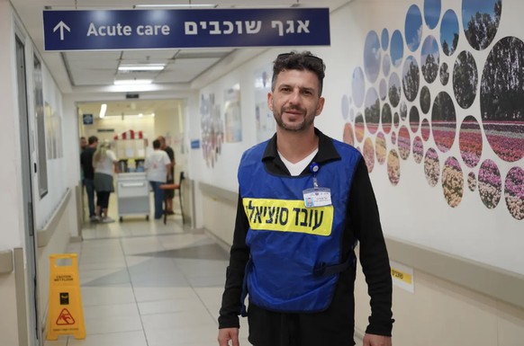 L&#039;assistant social Tal Ovadia à l&#039;hôpital d&#039;Ashkelon.
