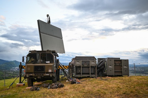 Le radar TAFLIR va être remplacé par un système italien.