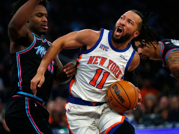 Jalen Brunson (à droite) a été à nouveau le grand artisan de la victoire des New York Knicks face à Cleveland jeudi. (Archives)