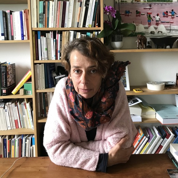 Hélène Martin enseigne à la Haute Ecole de Travail Social et de la Santé de Lausanne.