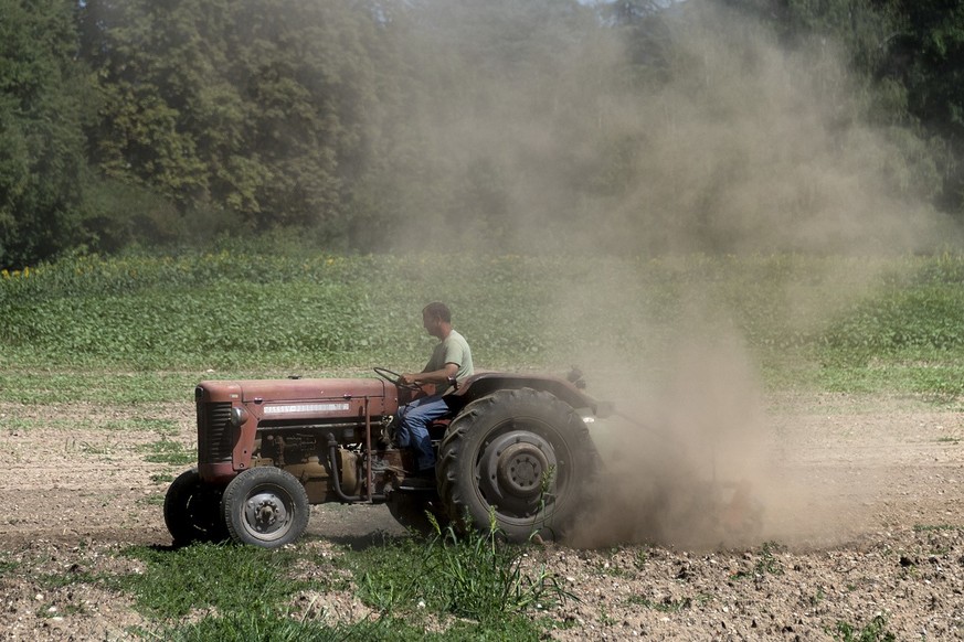 Les paysans s&#039;inquiètent des nouvelles lois concernant les pesticides. (KEYSTONE/Georgios Kefalas)