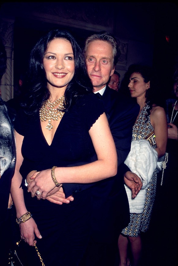 380851 01: FILE PHOTO: Actors Catherine Zeta-Jones and Michael Douglas attend the 17th Annual Night Of Stars 2000: Salute To Icons Of Design October 24, 2000 in New York City. The couple are getting m ...