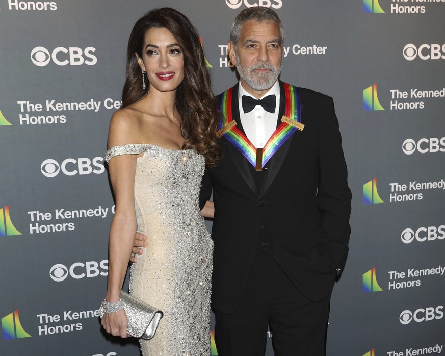 Amal et George Clooney dimanche soir au Kennedy Center à Washington DC.