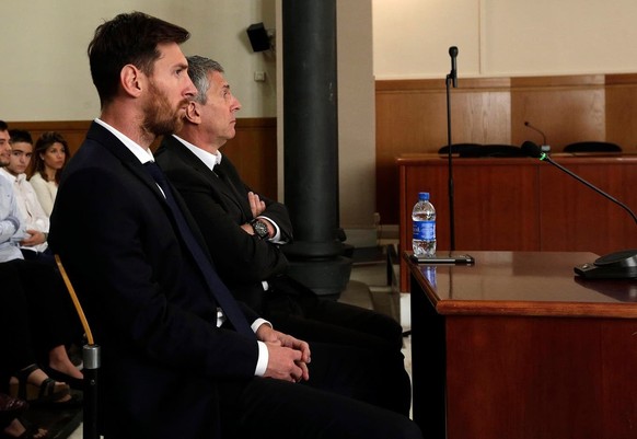 Lionel Messi et son père Jorge, en 2016.