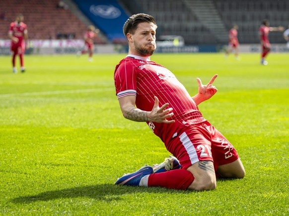 Liam Chipperfield jubile après le 2-0 valaisan