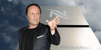Arthur attaque Nespresso et réclame des millions