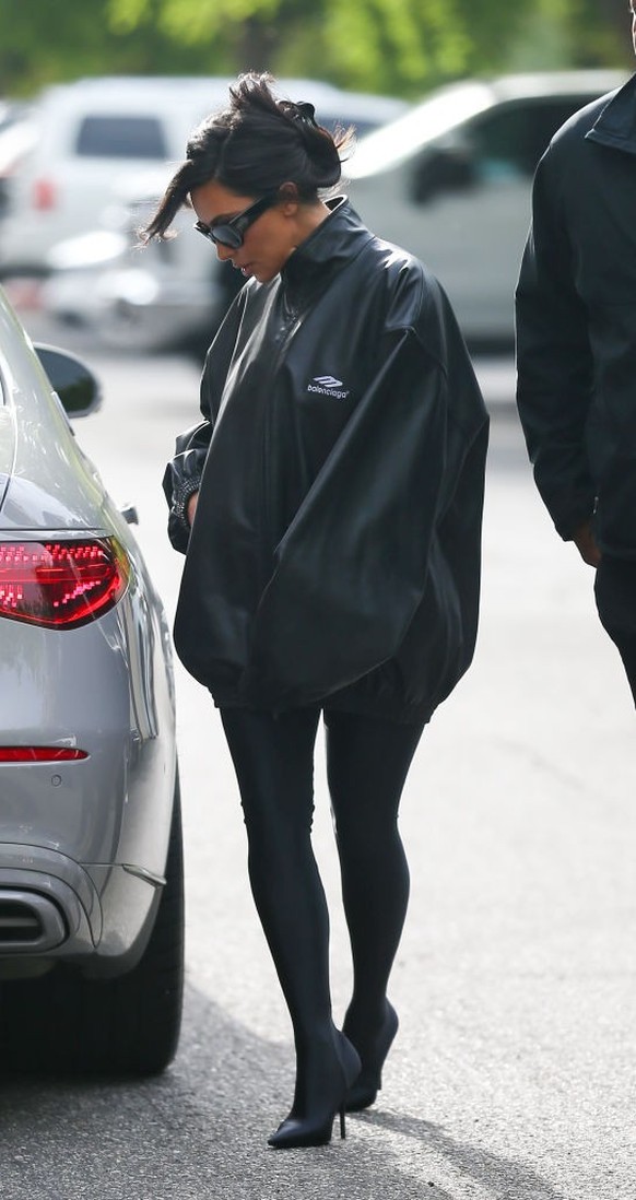 LOS ANGELES, CA - APRIL 12: Kim Kardashian is seen on April 12, 2024 in Los Angeles, California. (Photo by Bellocqimages/Bauer-Griffin/GC Images)