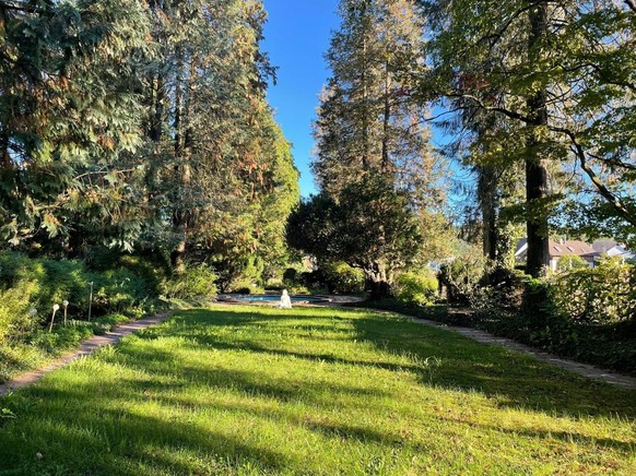 La famille Xhaka rase le jardin d&#039;une villa à Liestal