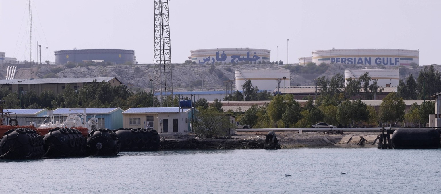 Un stock de pétrole à Kharg en Iran