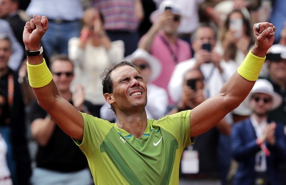 Avec un pied gauche endormi pendant ses matchs, Rafael Nadal a remporté un quatorzième Roland-Garros dimanche.