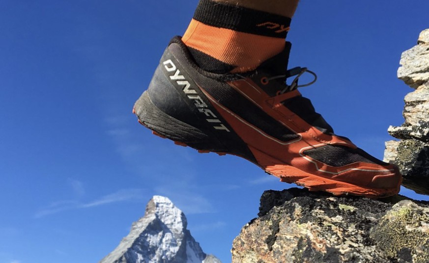 Pendant longtemps, ceux qui s'aventuraient en montagne sans chaussures de randonnée étaient considérés comme des citadins égarés.