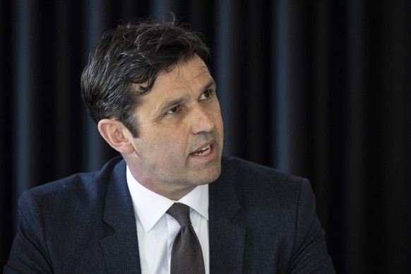 Matthias Aebischer, Nationalrat und Gemeinderatskandidat, spricht an einer Medinkonferenz zum Kampagnenstart der SP Stadt Bern, am Donnerstag, 22. August 2024, in Bern. Am 24. November 2024 finden die ...