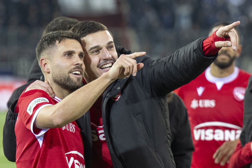 Leonardo Bertone (FCT), links, und Elmin Rastoder (FCT) kaempft um den Ball mit $b im Fussball Meisterschaftsspiel der Swiss Super League zwischen FC Thun, FCT, und Zuerich, FCZ, vom Samstag, 20. Deze ...