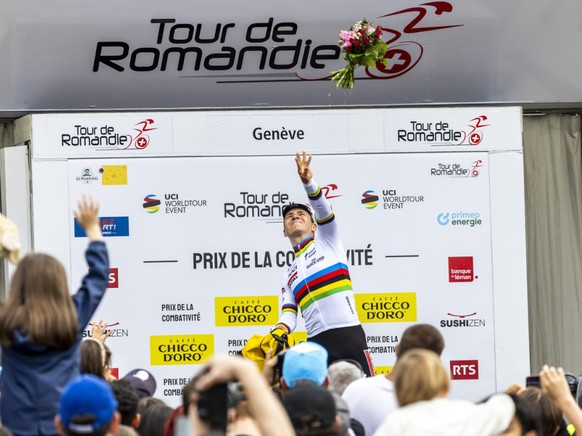 Remco Evenepoel a ravi les foules le long des routes romandes.
