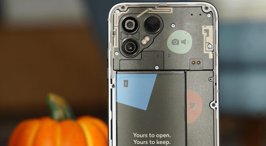 On a testé le Fairphone 4: un smartphone pour les écolos? Pas seulement