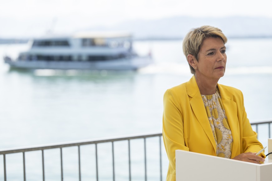 Bundesraetin Karin Keller-Sutter, beim Treffen der deutschsprachigen Finanzministerinnen und Finanzminister, am Dienstag, 13. August 2024, in Lochau, Oesterreich. (KEYSTONE/Gian Ehrenzeller)