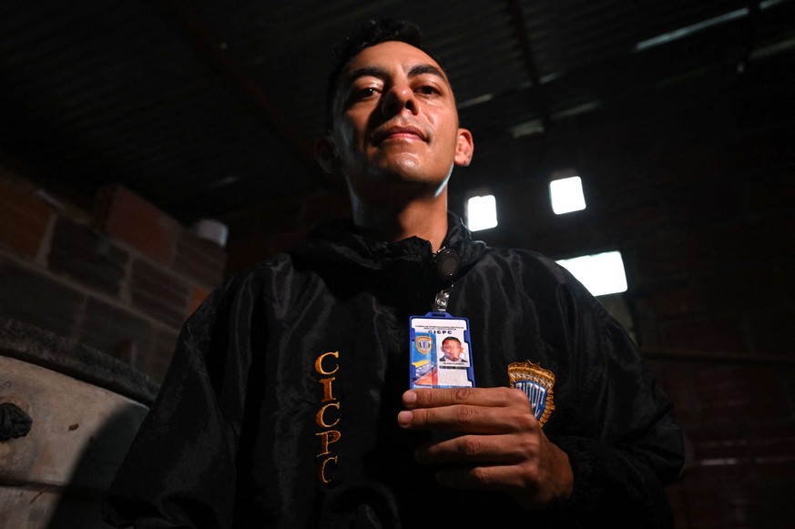 L'ancien détective vénézuélien Cleberth Delgado, ici photographié dans le département du Norte de Santander, en Colombie, le 5 janvier 2026. a déserté le Venezuela.