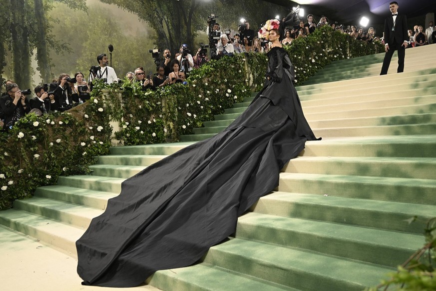 Zendaya attends The Metropolitan Museum of Art's Costume Institute benefit gala celebrating the opening of the "Sleeping Beauties: Reawakening Fashion" exhibition on Monday, May 6, 2024 ...
