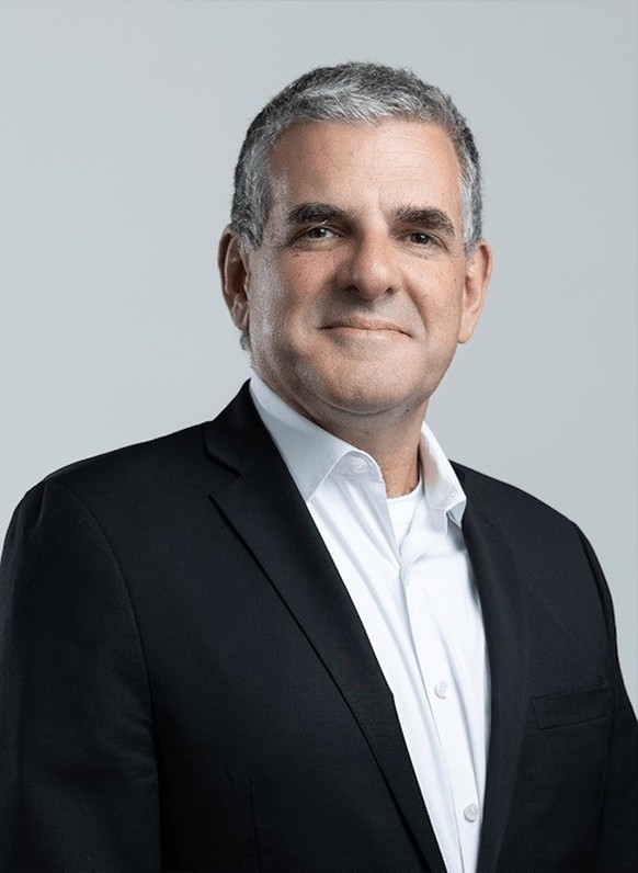 Guy Gecht a occupé la fonction de PDG par intérim de Logitech de juin à décembre 2023 suite au départ de Bracken Darrell.