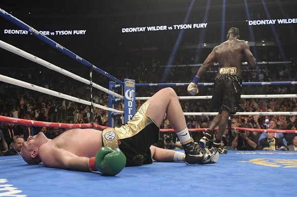 Le 1er décembre 2018, au Staples Center de Los Angeles, le revenant domine Deontay Wilder dans la plupart des rounds, grâce à son allonge et sa technique supérieures, mais est envoyé par deux fois au  ...