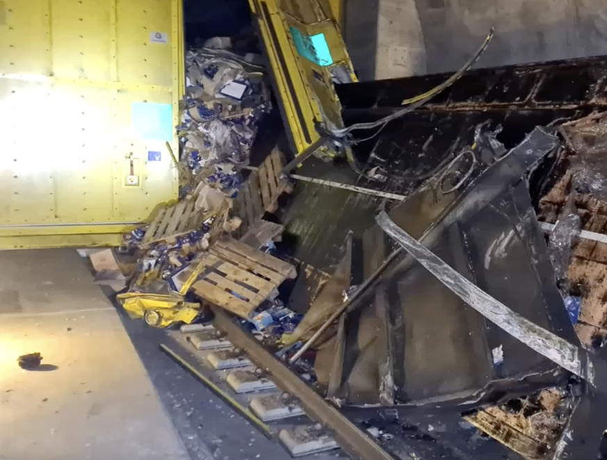 Die SBB informierten am Freitagmittag über die Zugentgleisung im Gotthard-Basistunnel.