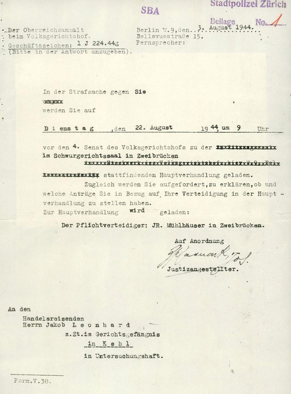 En août 1944, le «représentant de commerce» Jakob Leonhard est jugé à Deux-Ponts.
https://www.recherche.bar.admin.ch/recherche/#/fr/archive/unite/1616450