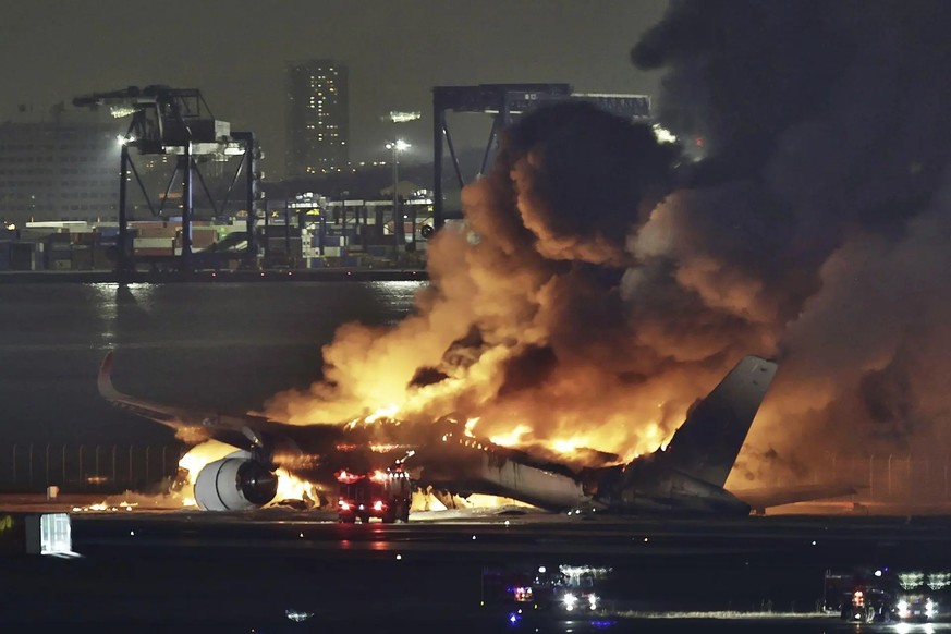 Accident d&#039;avion le 2 janvier 2024 à l&#039;aéroport international de Tokyo-Haneda. Aucun décès n&#039;a été à déclarer, mais des blessés.